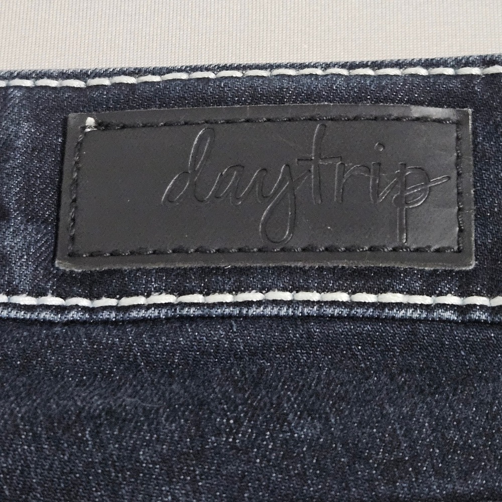 Daytrip Lynx Bootcut Jeans‎ Dark Wash Thick Stitch Western Cowgirl Mid-Rise 27R - Picture 5 of 12